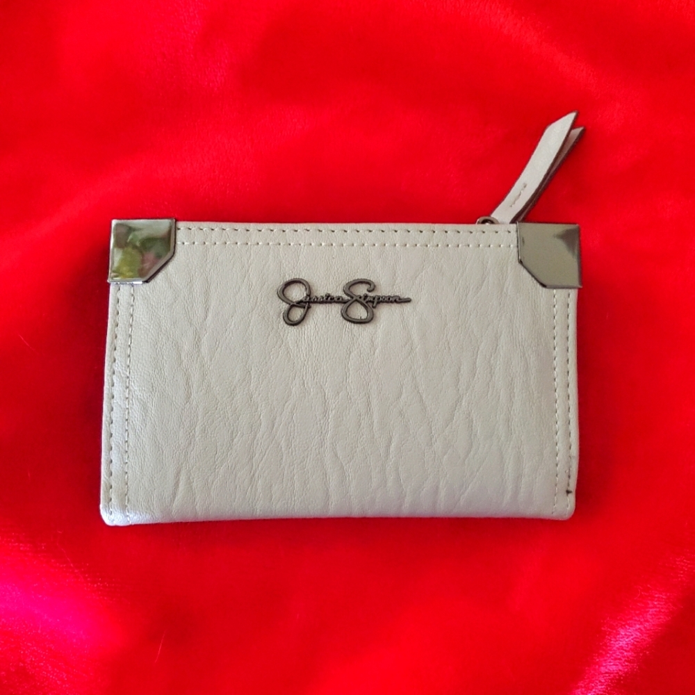 Jessica Simpson wallet